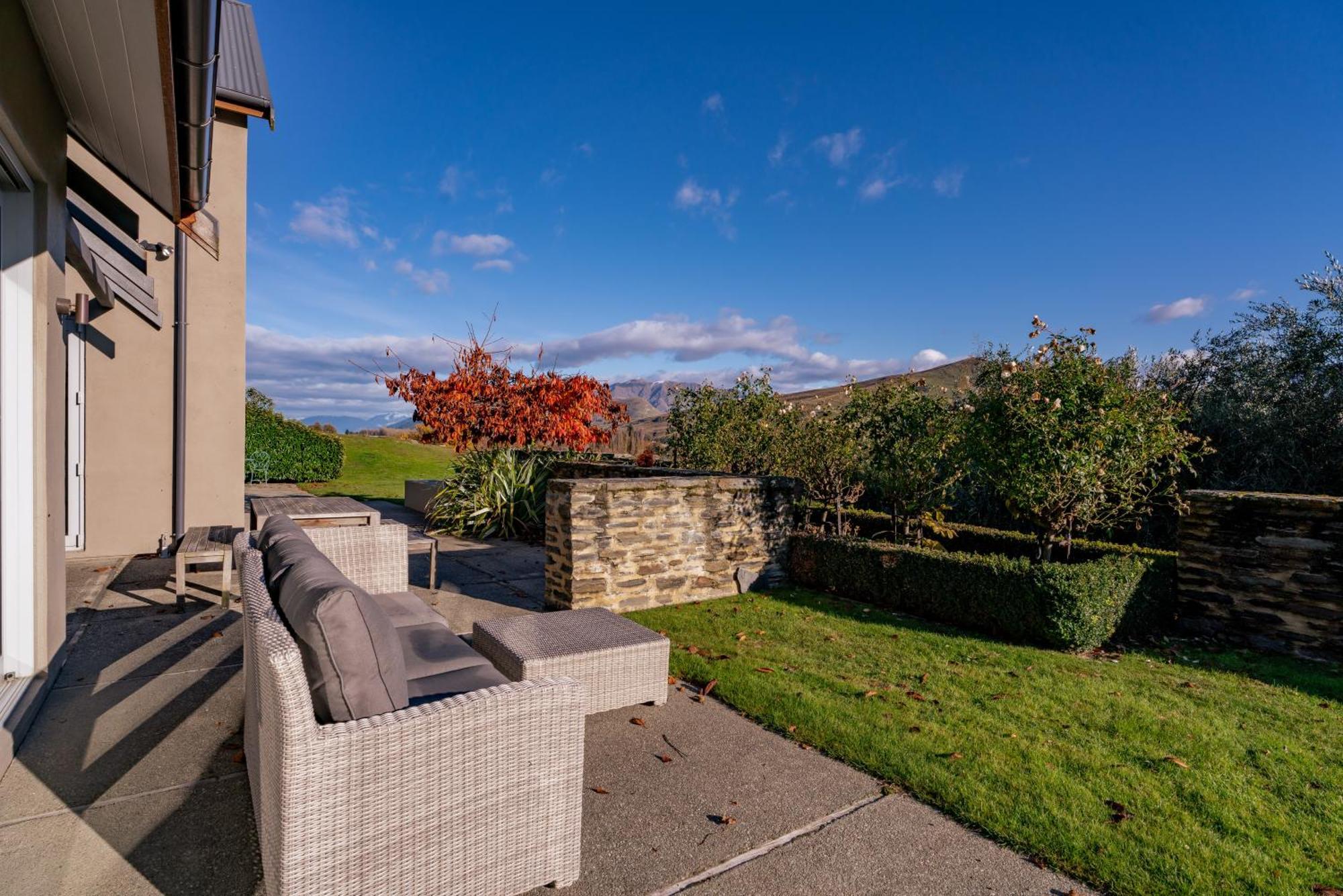 Queenstown Lifestyle And Lakeview Эрроутаун Экстерьер фото